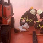 9742244_w700h500v40942_FeuerwehrJHUE37.jpg